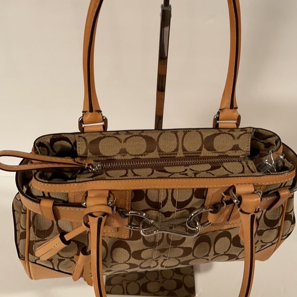 Coach Hampton Shoulder Bag - Picture 5 of 12